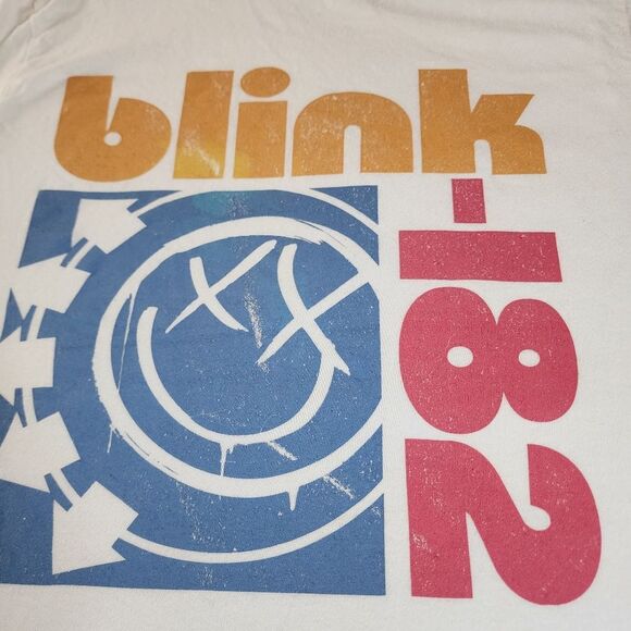 blink-182 2024 White Tshirt With Graphics Size XL - Picture 2 of 5